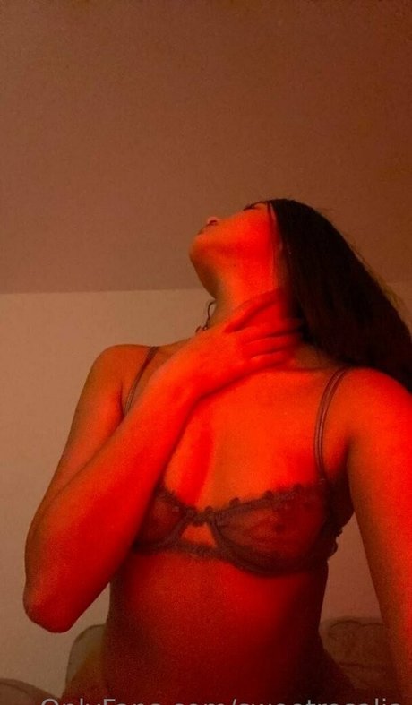 Naakte gelekte OnlyFans-foto van Sweet Rosalia