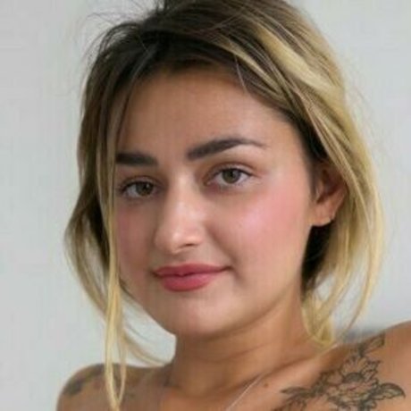 Naakte gelekte OnlyFans-foto van Sammiejaz