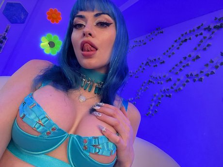 Jewelzblu