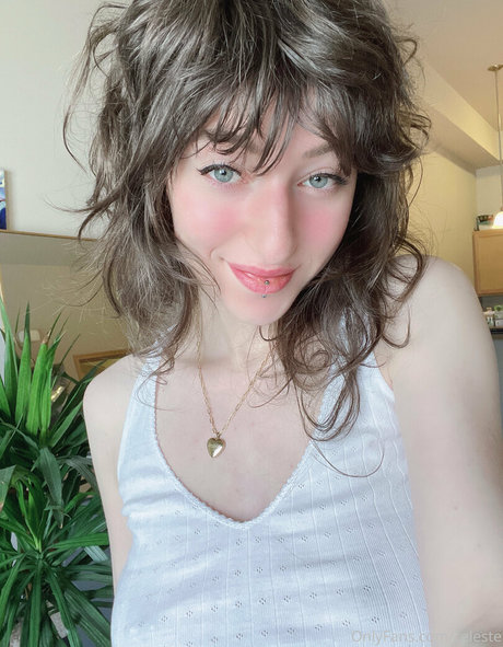 Naakte gelekte OnlyFans-foto van Celeste