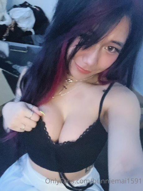 Naakte gelekte OnlyFans-foto van Bunniemai