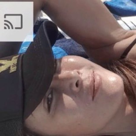 Naakte gelekte OnlyFans-foto van Bj Brunton