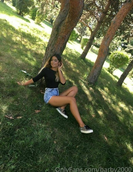 Naakte gelekte OnlyFans-foto van Barby2000love