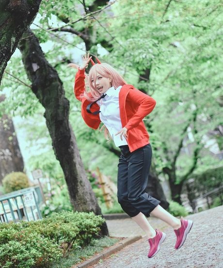 Ely Cosplay