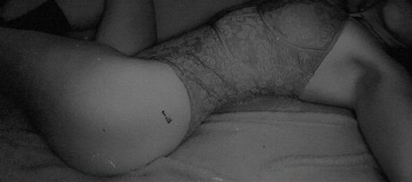 Naakte gelekte OnlyFans-foto van Hinna8184