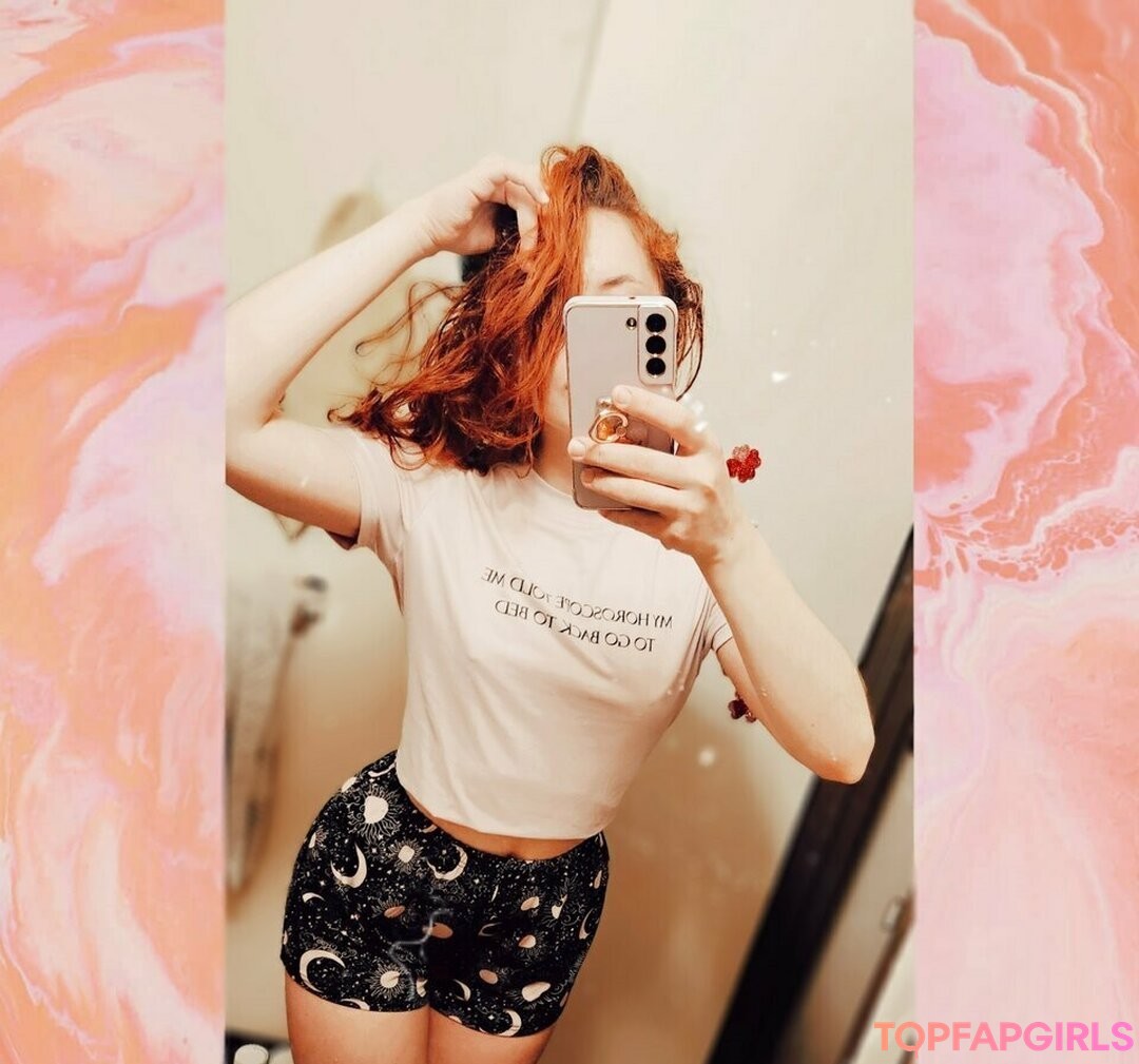 Naakte gelekte OnlyFans-foto van Rudavaleri #5 Naakte gelekte OnlyFans-foto van Rudavaleri #5