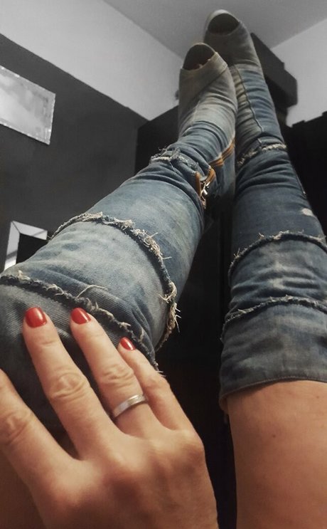 Naakte gelekte OnlyFans-foto van Debboracarl