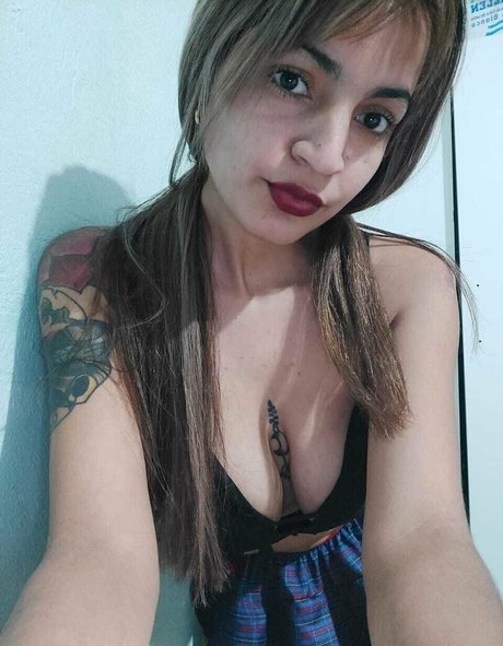 Brunettesexyy