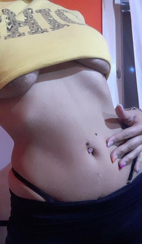 Naakte gelekte OnlyFans-foto van Brunettesexyy