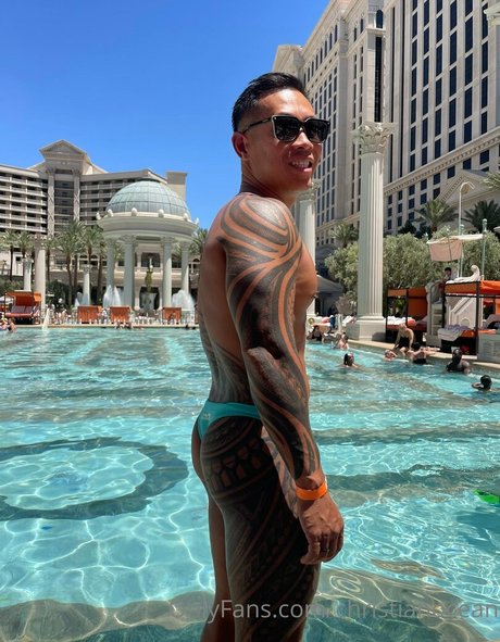 Naakte gelekte OnlyFans-foto van Christianocean