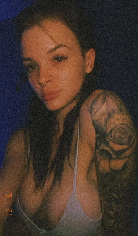 Naakte gelekte OnlyFans-foto van Agirlnamedjager