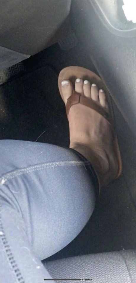 Naakte gelekte OnlyFans-foto van Adultaddicts6883