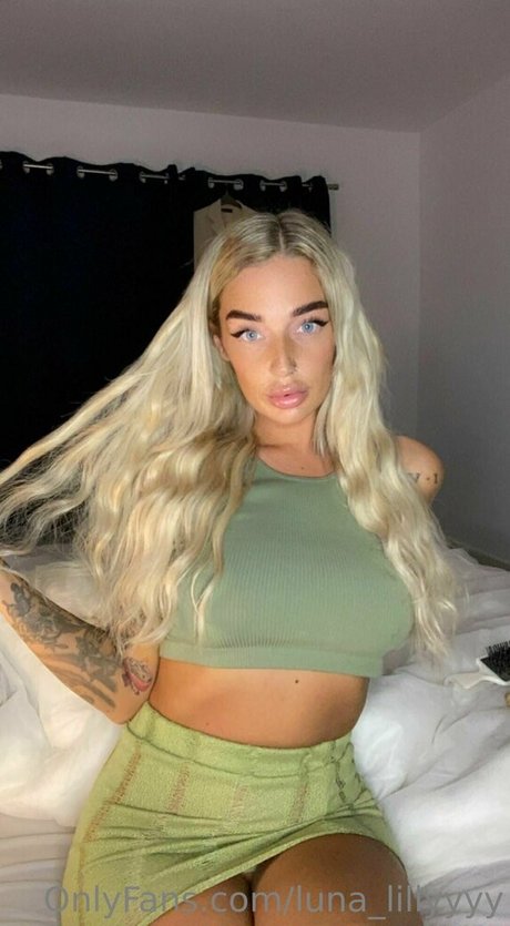 Luna_lillyyyy