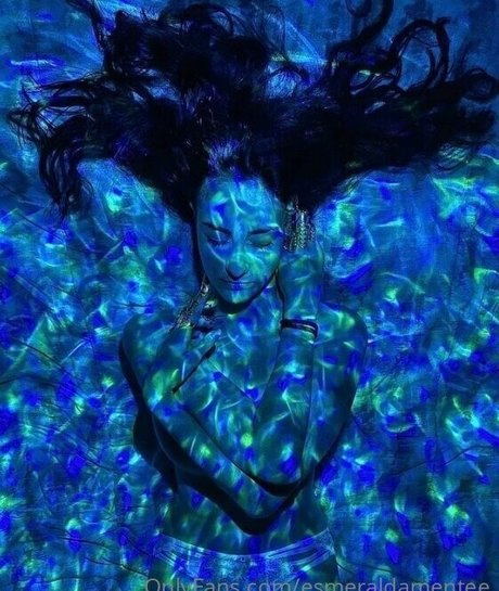 Esmeraldamentee