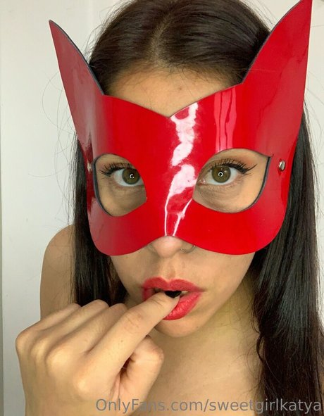 Naakte gelekte OnlyFans-foto van Sweetgirlkatya