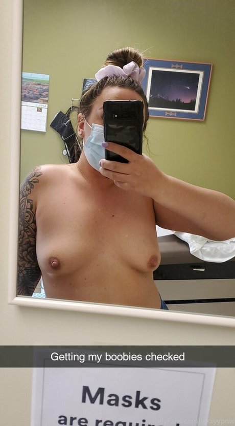 Naakte gelekte OnlyFans-foto van Lexxyypnw