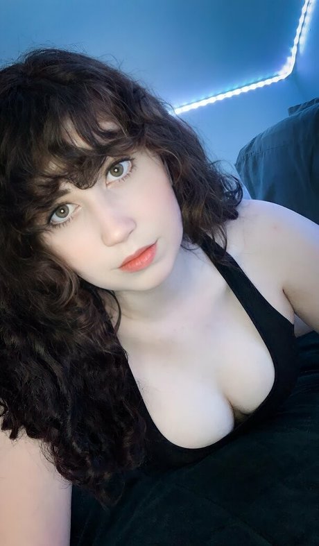 Naakte gelekte OnlyFans-foto van Porceyshire
