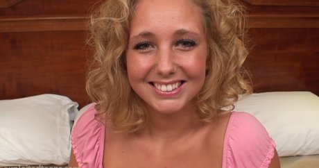 Naakte gelekte OnlyFans-foto van Exploitedteens