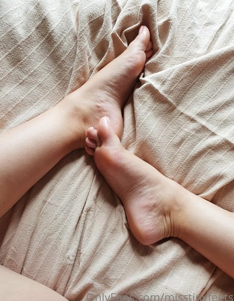 Misstinyfeets