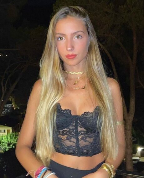 Naakte gelekte OnlyFans-foto van Laura Garrido
