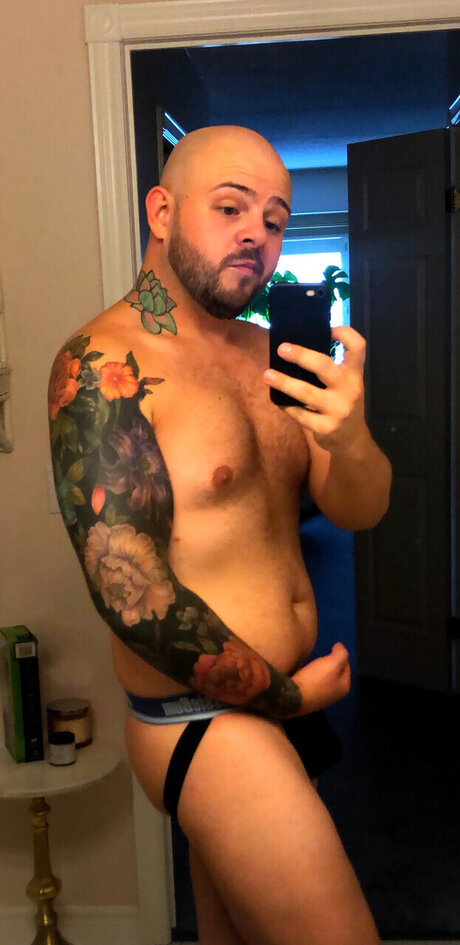 Naakte gelekte OnlyFans-foto van Sweetpanguy