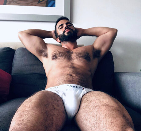 Naakte gelekte OnlyFans-foto van Martn
