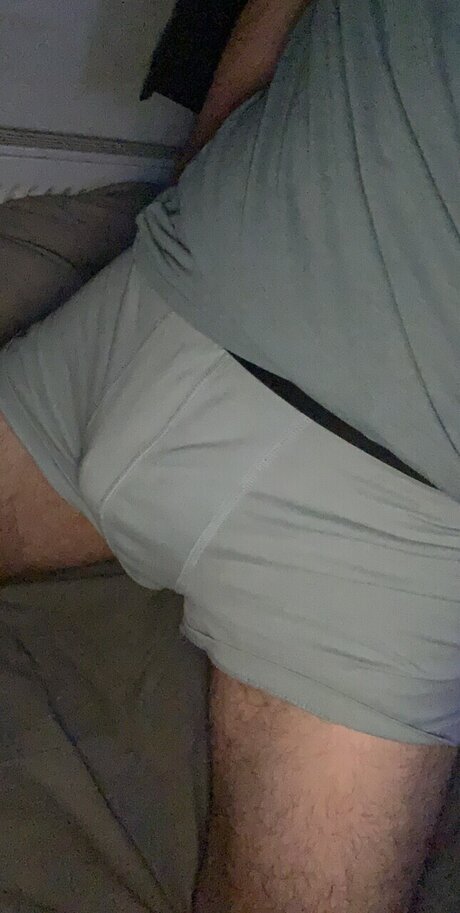 Naakte gelekte OnlyFans-foto van Stra8boi
