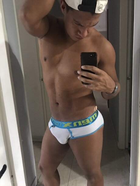 Naakte gelekte OnlyFans-foto van Johny From The Block