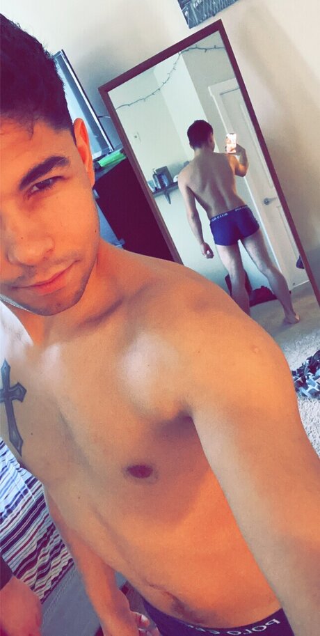 Naakte gelekte OnlyFans-foto van Nico