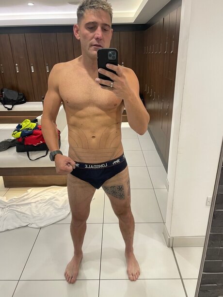 Naakte gelekte OnlyFans-foto van U7065485
