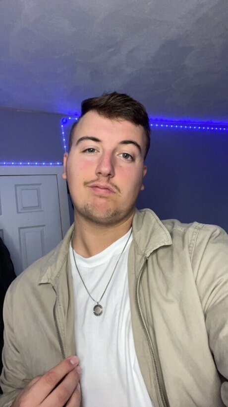 Naakte gelekte OnlyFans-foto van Brandon