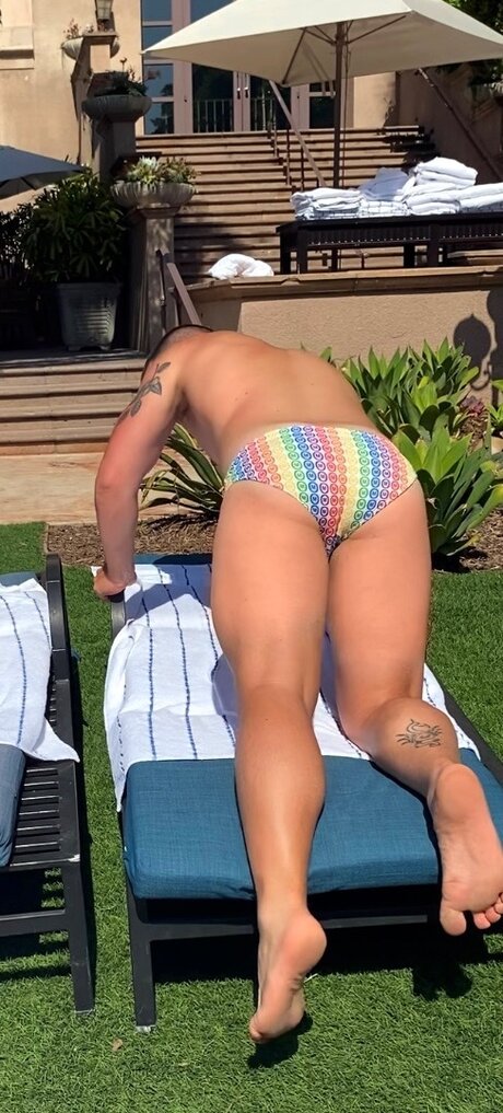 Naakte gelekte OnlyFans-foto van U9535132