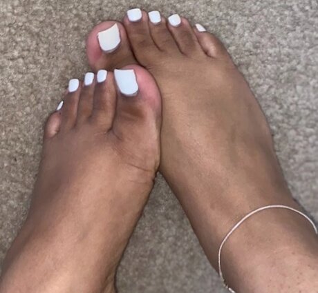 Naakte gelekte OnlyFans-foto van Princess Lola