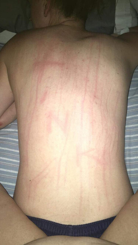 Naakte gelekte OnlyFans-foto van U13772459