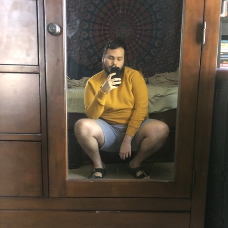 Naakte gelekte OnlyFans-foto van J