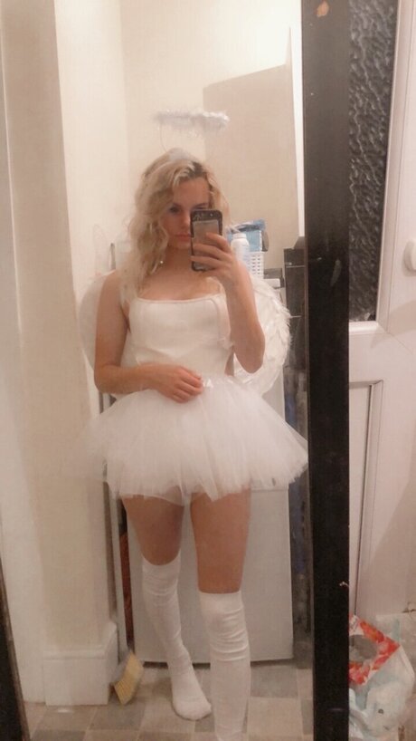 Naakte gelekte OnlyFans-foto van Amelia