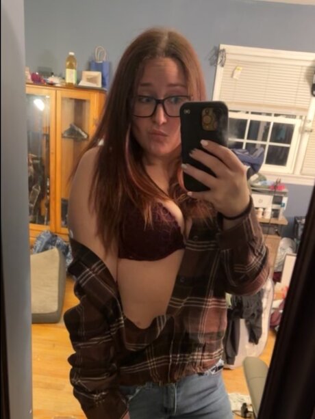 Naakte gelekte OnlyFans-foto van Marie Kelly