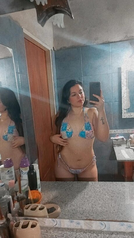 Naakte gelekte OnlyFans-foto van Ayevillarroel
