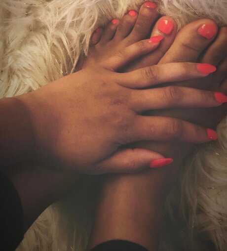 Naakte gelekte OnlyFans-foto van Morgan Staxx