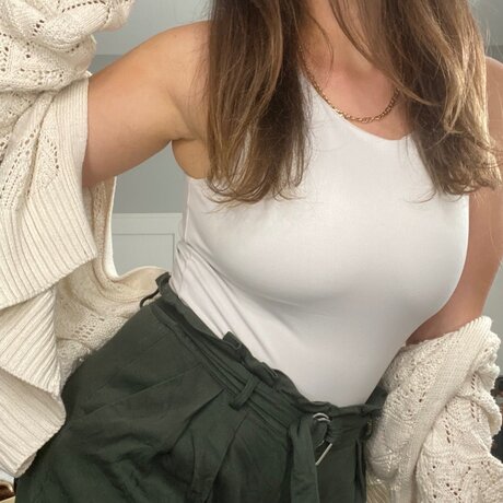 Naakte gelekte OnlyFans-foto van Starz