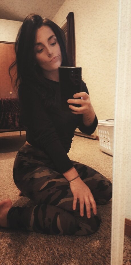 Naakte gelekte OnlyFans-foto van Kassieleigh20