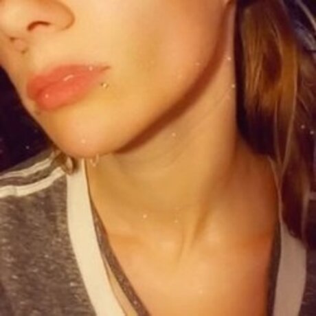 Naakte gelekte OnlyFans-foto van Andyevega