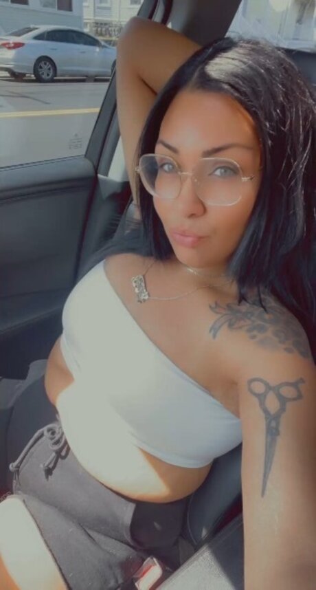 Naakte gelekte OnlyFans-foto van Shanay 