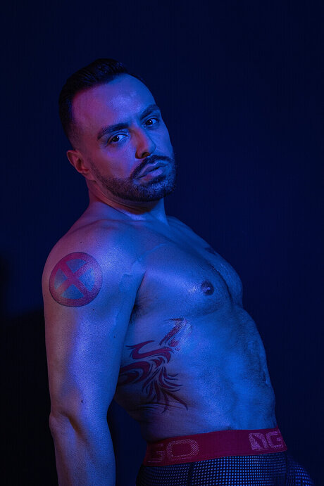 Naakte gelekte OnlyFans-foto van Kafal Bandito