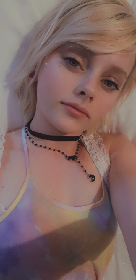 Naakte gelekte OnlyFans-foto van Rayvana Rose