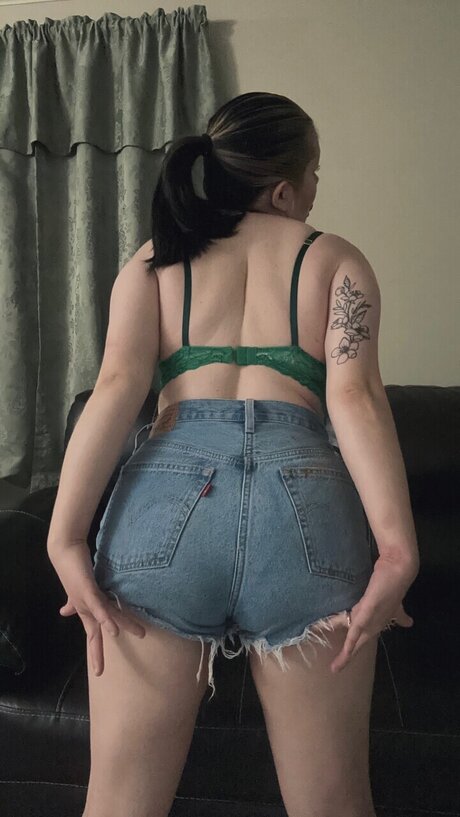 Naakte gelekte OnlyFans-foto van Lala