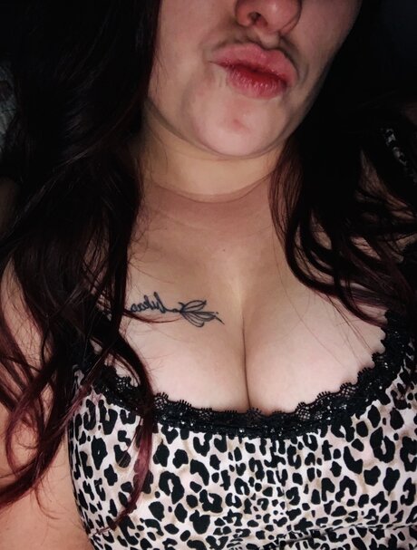 Naakte gelekte OnlyFans-foto van Breeenaa