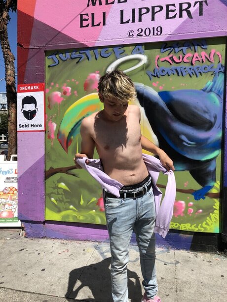Naakte gelekte OnlyFans-foto van Sancho Birchwood