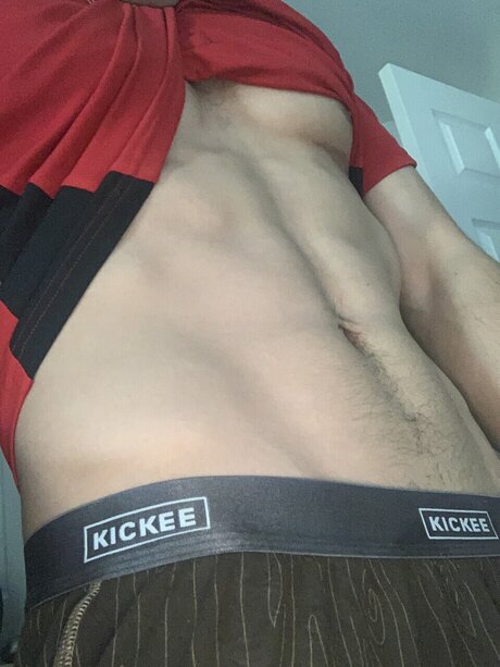 Naakte gelekte OnlyFans-foto van Dante