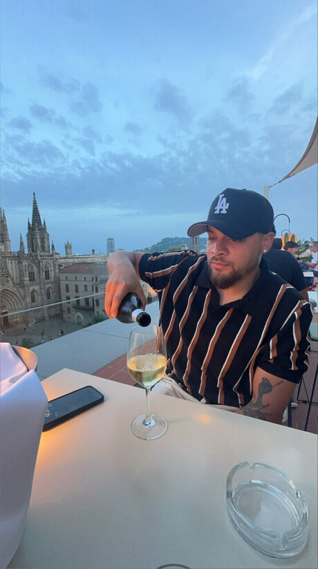 Naakte gelekte OnlyFans-foto van Lightskin Jesus